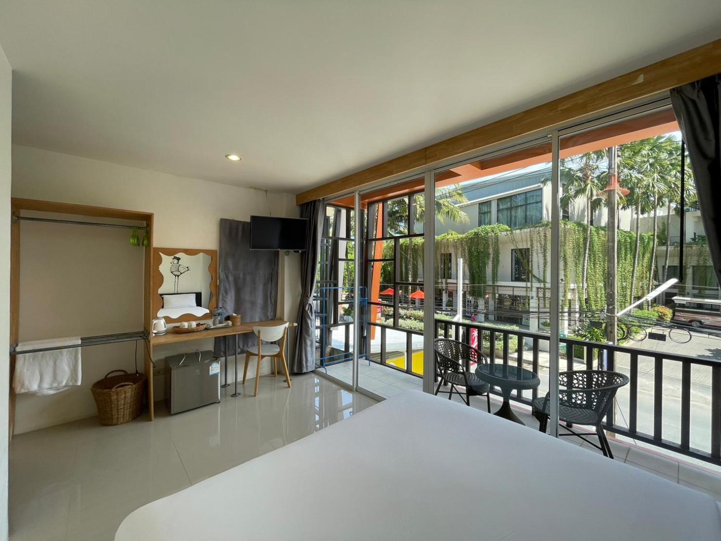 Dwell Phuket Airport Hotell Nai Yang Beach Eksteriør bilde