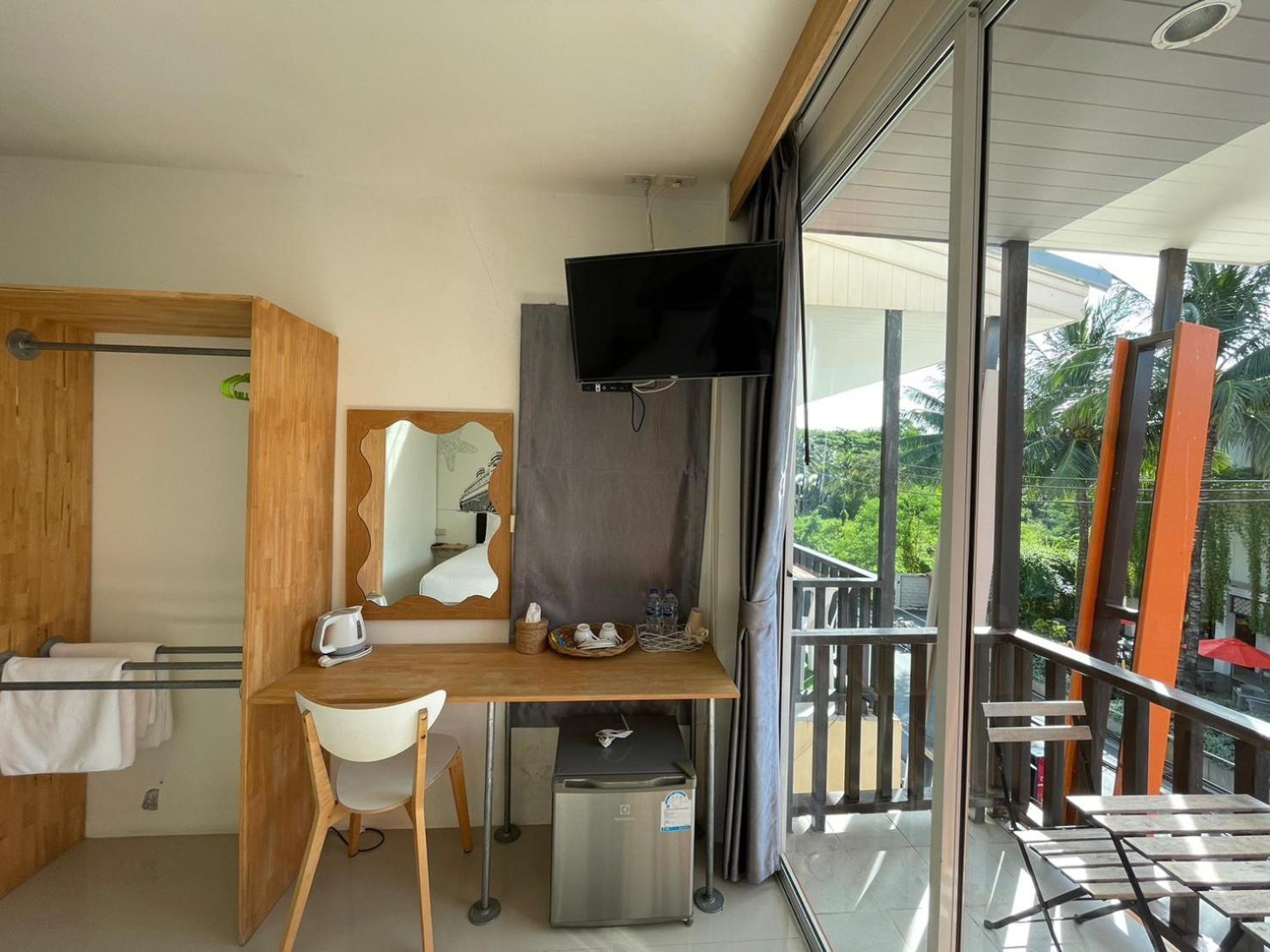 Dwell Phuket Airport Hotell Nai Yang Beach Eksteriør bilde